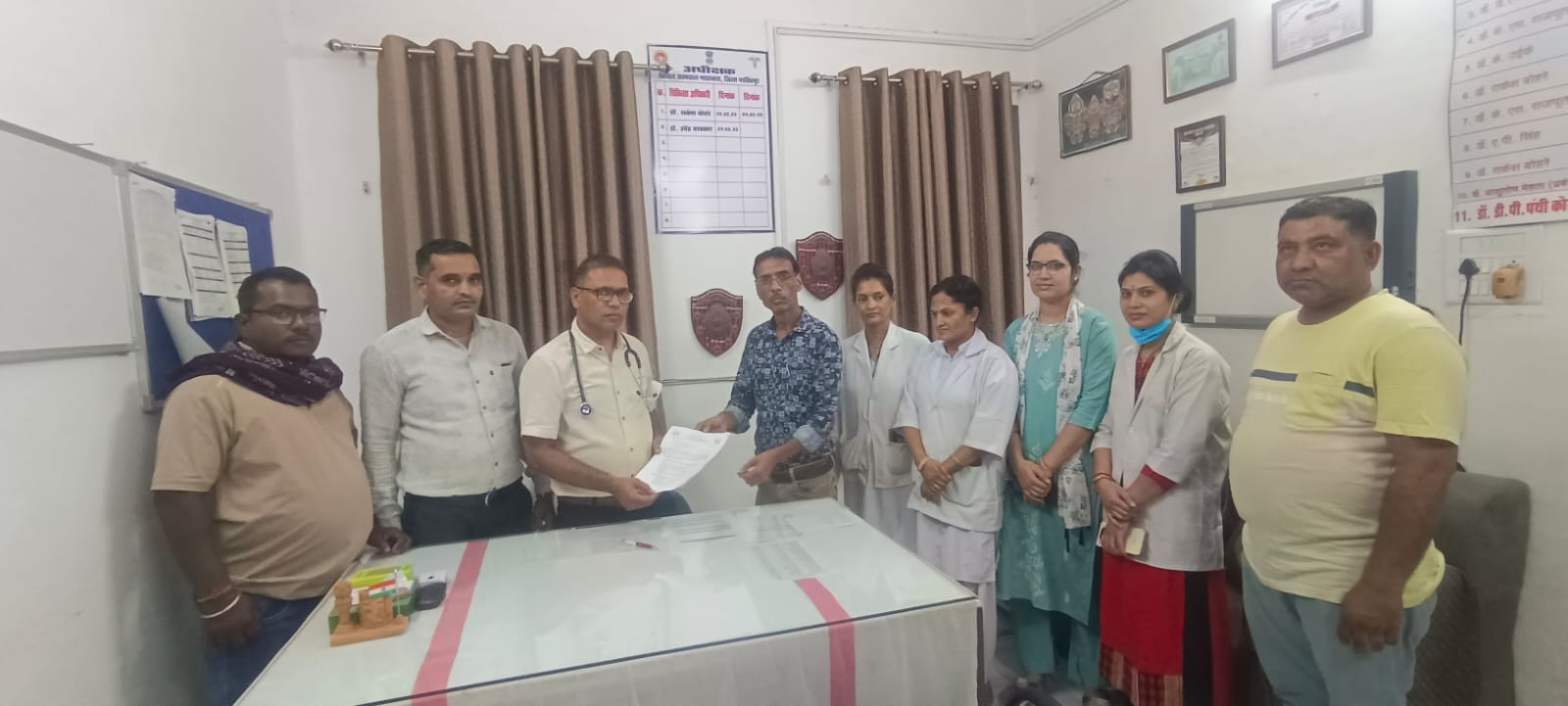 गाडरवारा (नरसिंहपुर) मध्य प्रदेश में राष्ट्रीय स्वास्थ्य मिशन (एनएचएम) के संविदा कर्मचारियों ने अपनी विभिन्न मांगों को लेकर सरकार के खिलाफ आंदोलन तेज कर दिया है...