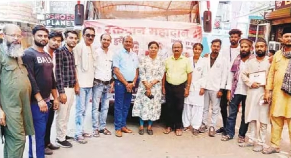 गाडरवारा में मोहर्रम की शुरुआत पर विशाल रक्तदान शिविर; 34 युवाओं ने किया रक्तदान ​ मोहर्रम माह की पहली तारीख के ऐतिहासिक अवसर पर स्थानीय शक्ति चौक पर एक विशाल रक्तदान शिविर का आयोजन किया गया