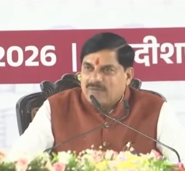 भोपाल। मध्यप्रदेश में समान नागरिक संहिता (UCC) को लेकर एक बेहद बड़ा और ऐतिहासिक कदम उठाया गया है। मुख्यमंत्री डॉ. मोहन यादव ने एक लाइव प्रेस कॉन्फ्रेंस के दौरान यूसीसी को लेकर कई बड़े और कड़े ऐलानों की घोषणा की