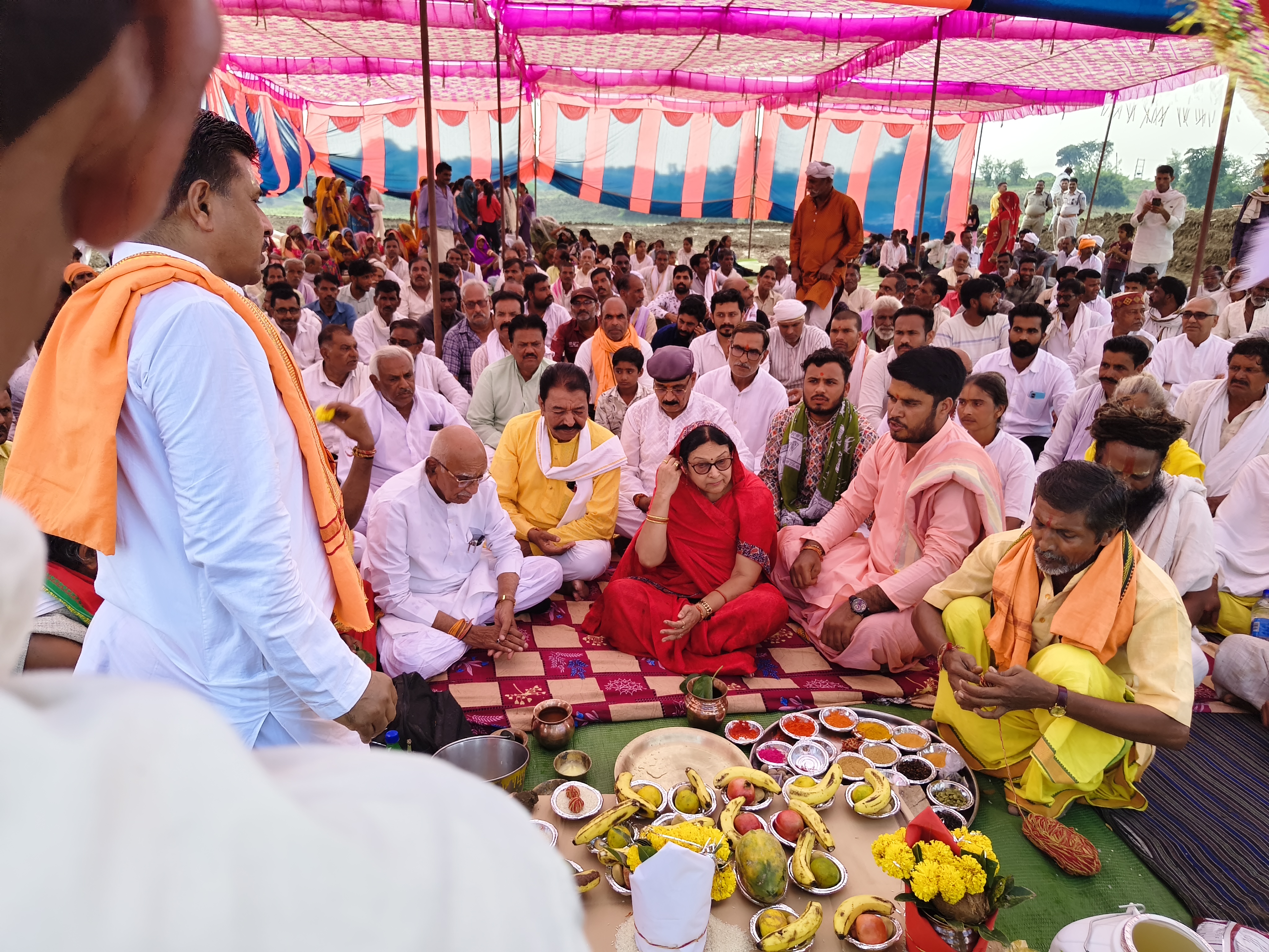 गाडरवारा  थैरेरी घाट में विश्व कल्याणार्थ 'श्री सीताराम नाम जाप महायज्ञ 2026' का भूमि पूजन विधि-विधान के साथ संपन्न